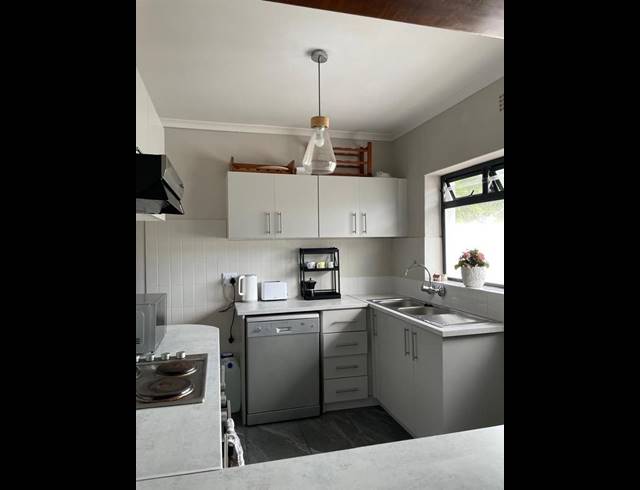 3 BEDROOM HOUSE FOR SALE IN FISH HOEK